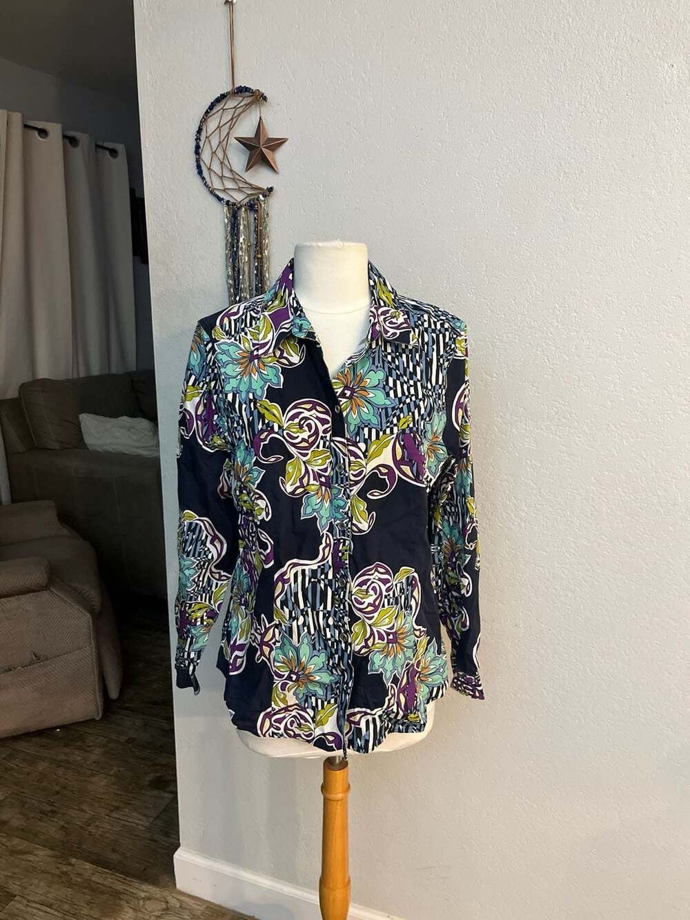 Chico's No-Iron Floral Geometric Button Down Shirt Size 1